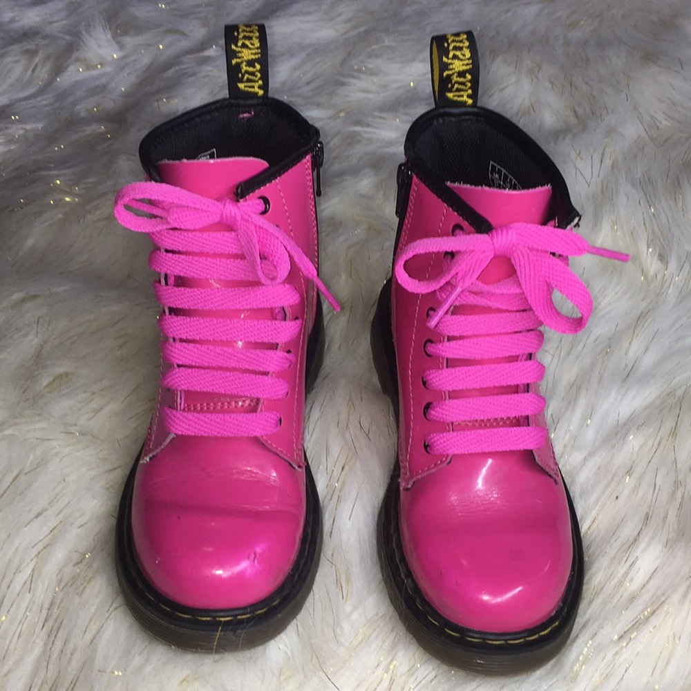💗Kids Delaney Dr. Martens Boots💗